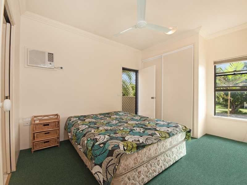 2/437 Draper Street, Parramatta Park QLD 4870