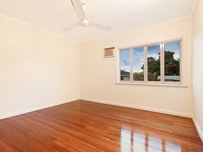 36 Oxley Street, Edge Hill QLD 4870