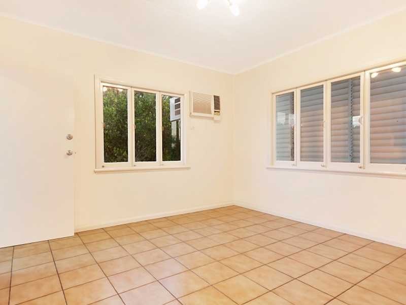 36 Oxley Street, Edge Hill QLD 4870