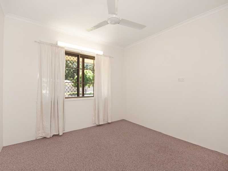 1 Skye Close, Edge Hill QLD 4870