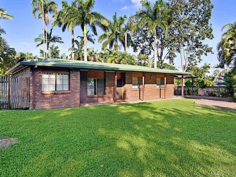 1 Skye Close, Edge Hill QLD 4870