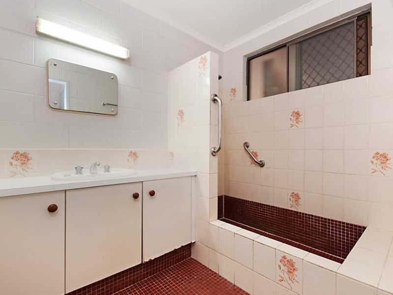 174 Woodward Street, Edge Hill QLD 4870