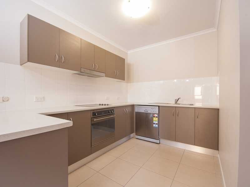 118/339 Lake Street, Cairns North QLD 4870