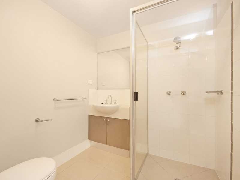 118/339 Lake Street, Cairns North QLD 4870