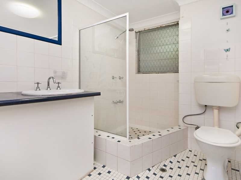 3/347 Lake Street, Cairns North QLD 4870