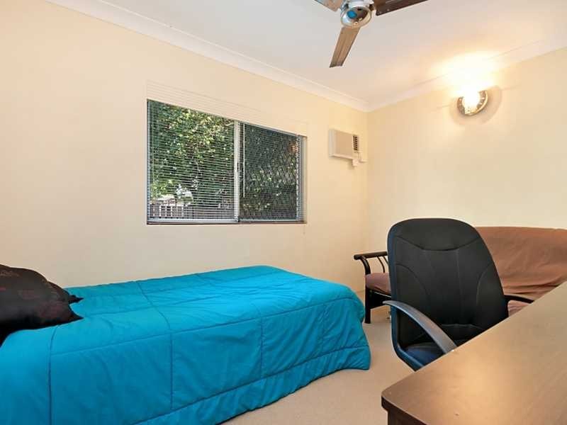 3/347 Lake Street, Cairns North QLD 4870