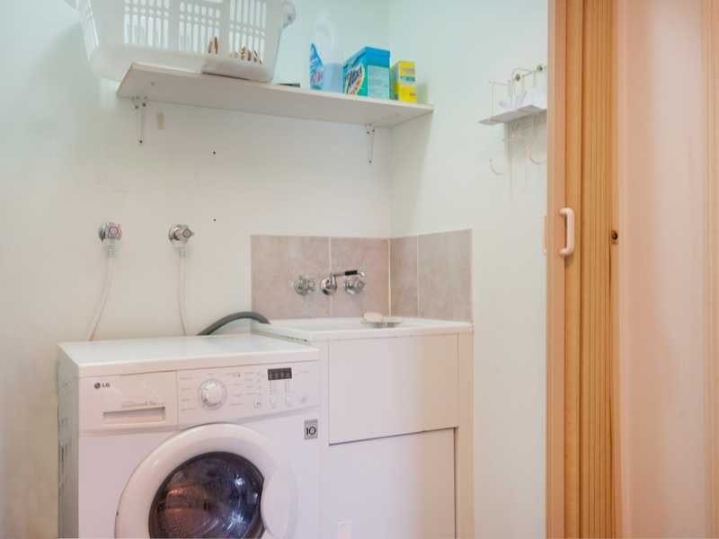 44/327 Lake Street, Cairns North QLD 4870