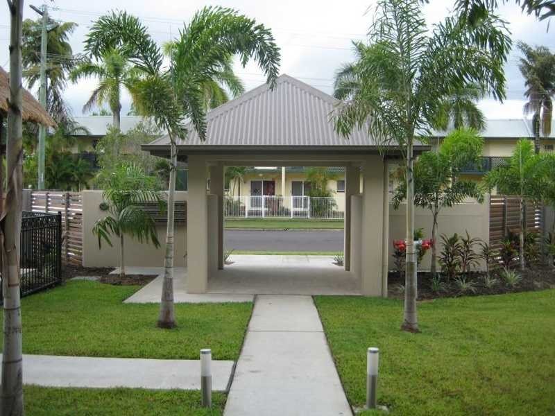 111/1-2 Maytown Close, Manoora QLD 4870