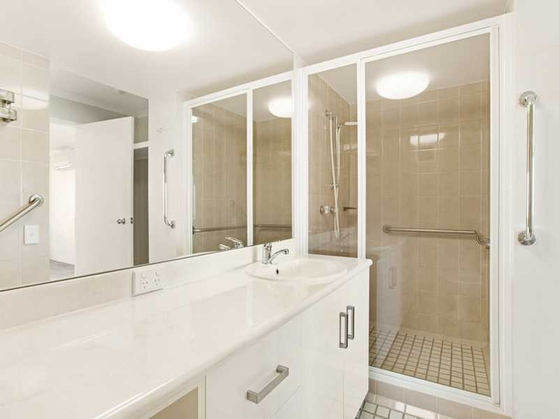Unit 51/107 Esplanade, Cairns QLD 4870