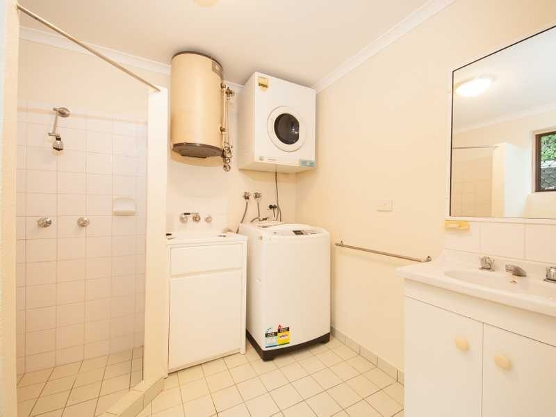 3/217 Spence Street, Bungalow QLD 4870