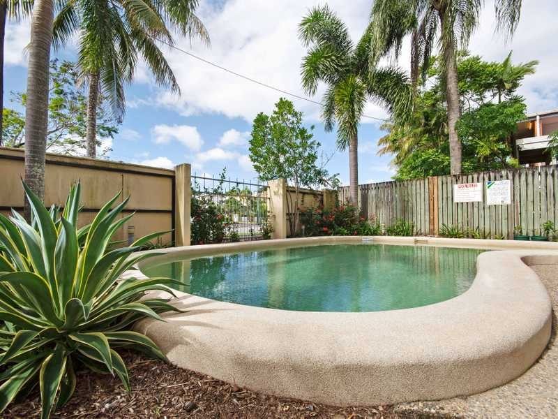 2/437 Draper Street, Parramatta Park QLD 4870