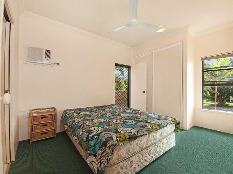 2/437 Draper Street, Parramatta Park QLD 4870