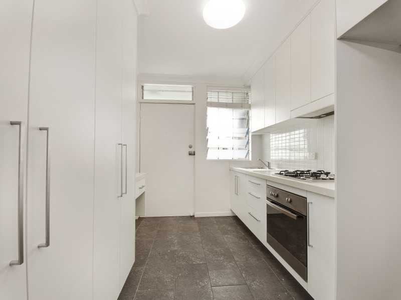 11/2 Kidston Street, Cairns QLD 4870