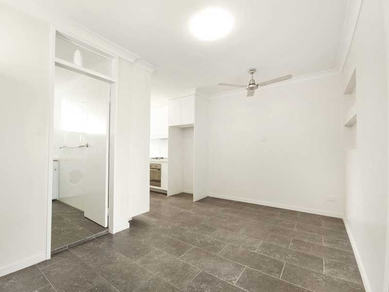 11/2 Kidston Street, Cairns QLD 4870