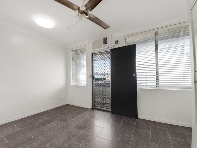 11/2 Kidston Street, Cairns QLD 4870