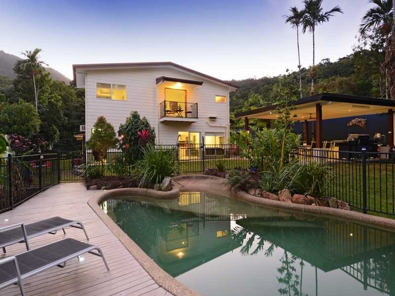 288 Toogood Road, Bayview Heights QLD 4868