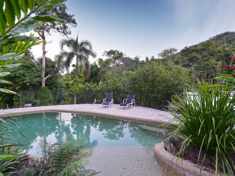 288 Toogood Road, Bayview Heights QLD 4868