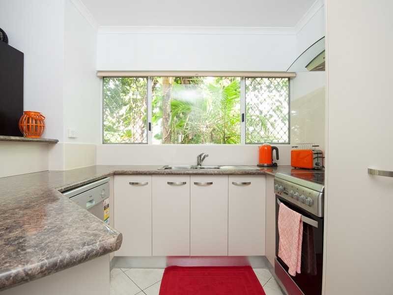 6/105 Collins Ave, Edge Hill QLD 4870
