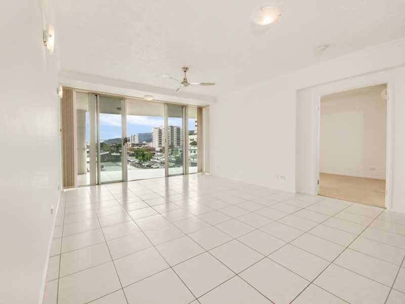 503/23 Mcleod Street, Cairns City QLD 4870