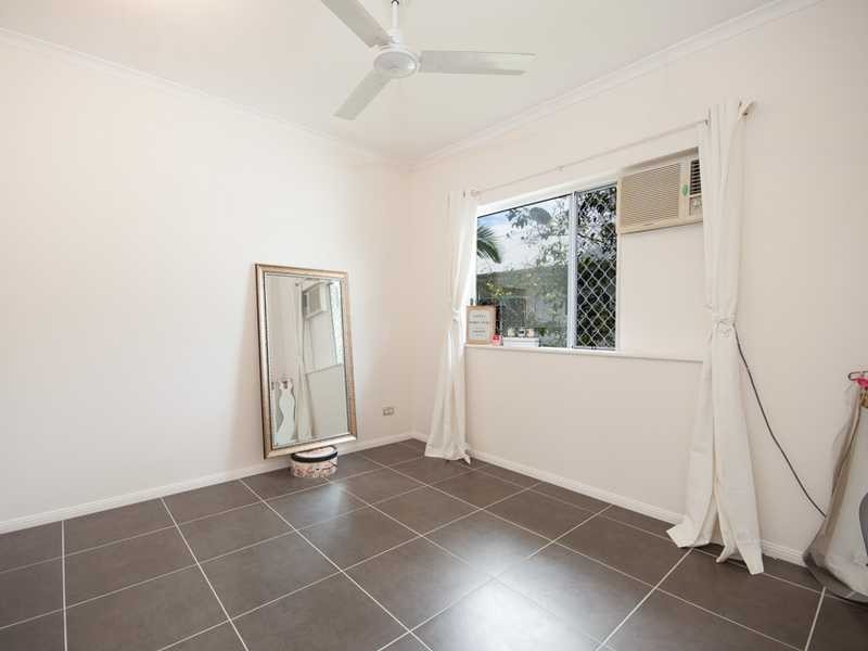 11/8 Grantala Street, Manoora QLD 4870