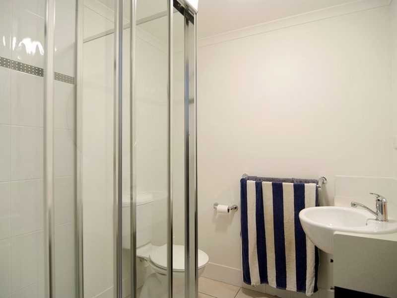 4/44 Pease Street, Cairns QLD 4870