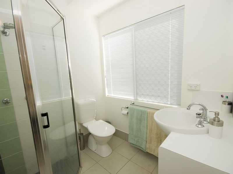 200 Timberlea Drive, Bentley Park QLD 4869