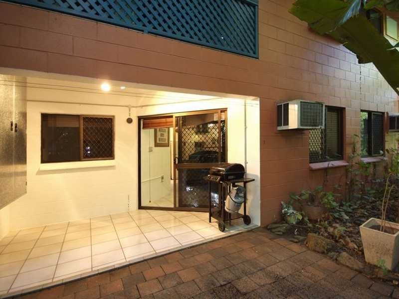 1/40 Moody Street, Manunda QLD 4870