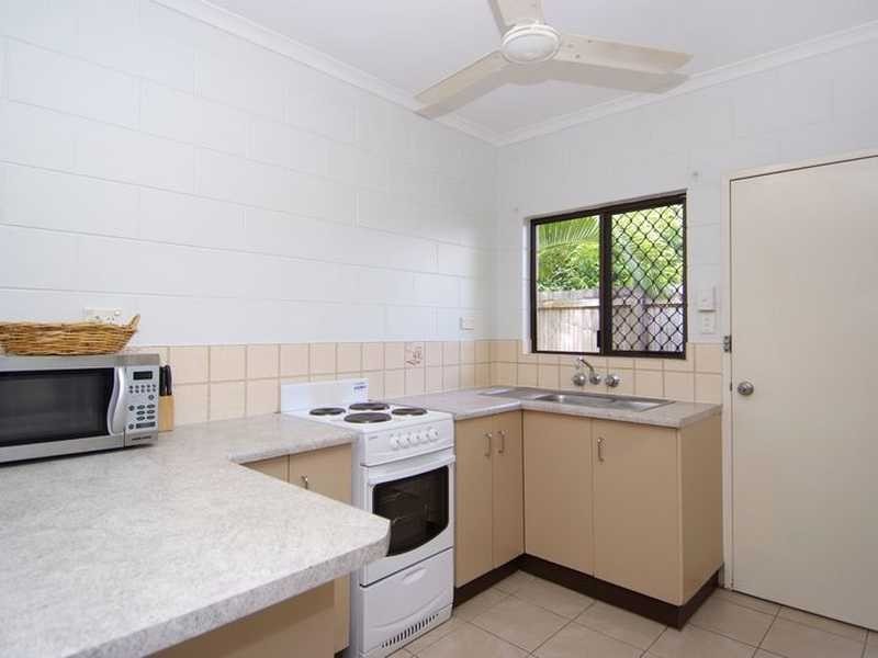1/222 Fearnley Street, Parramatta Park QLD 4870