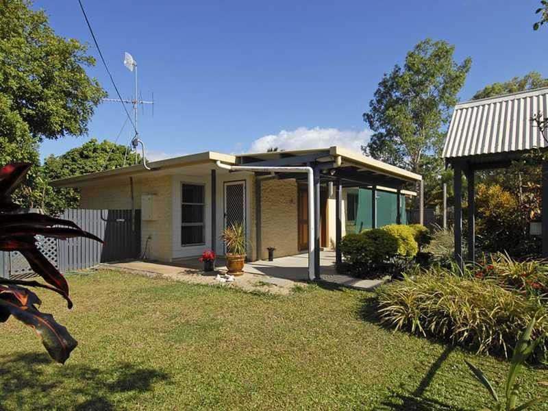 12 Rollinia Close, Manoora QLD 4870