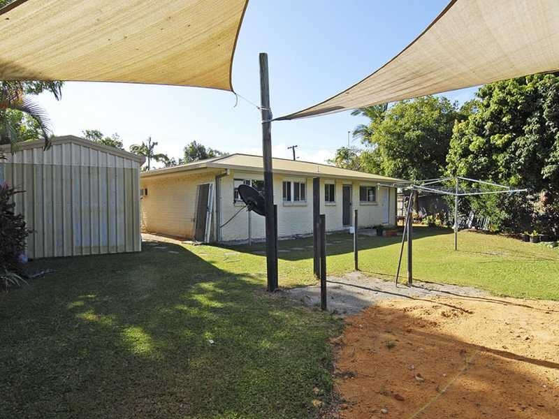 12 Rollinia Close, Manoora QLD 4870