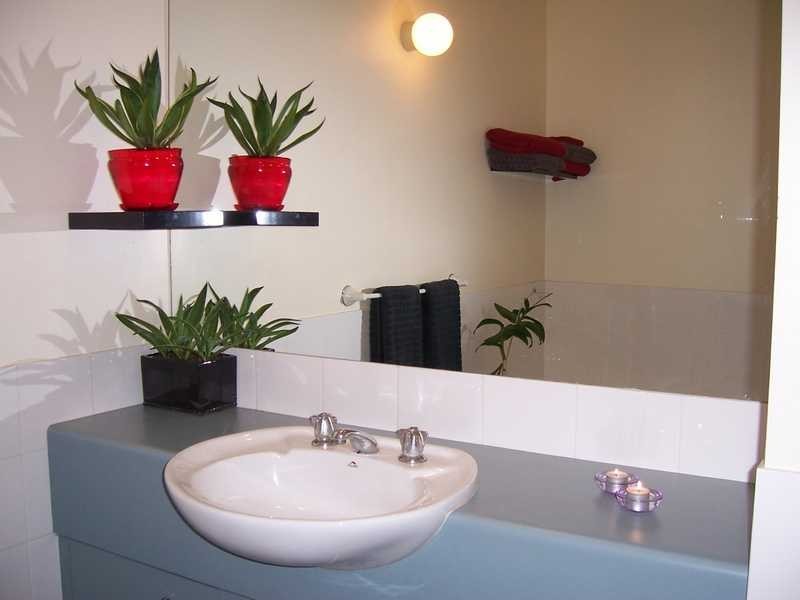 11/17-19 Digger Street, Cairns North QLD 4870