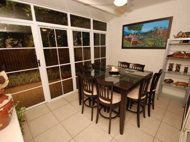 7/15 Thomas Street, Cairns North QLD 4870