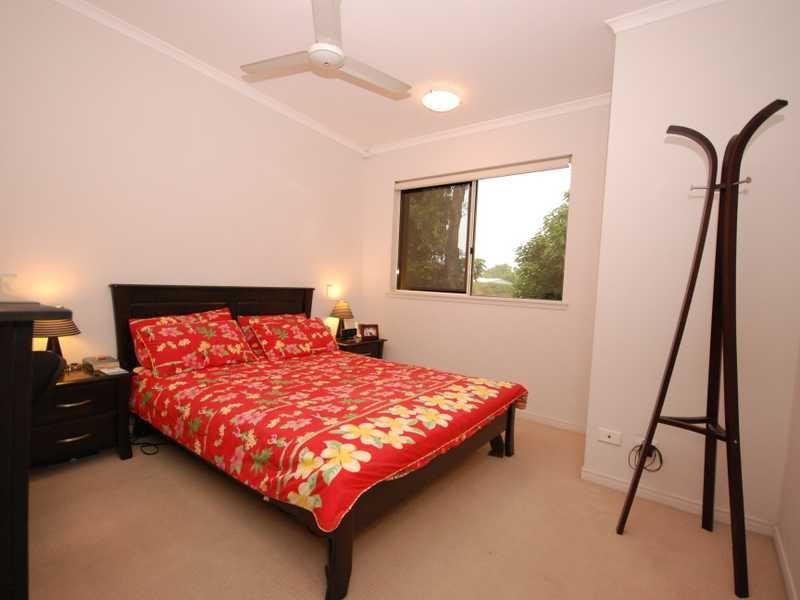 7/15 Thomas Street, Cairns North QLD 4870