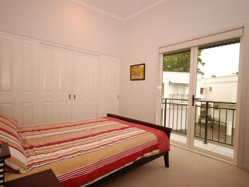 7/15 Thomas Street, Cairns North QLD 4870