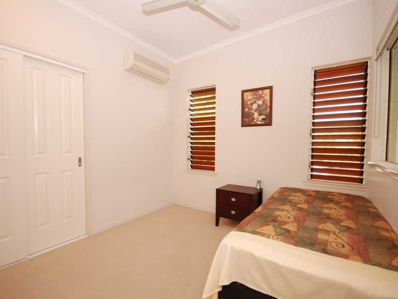 7/15 Thomas Street, Cairns North QLD 4870