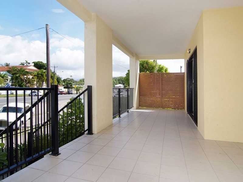 4/6 James Street, Cairns North QLD 4870