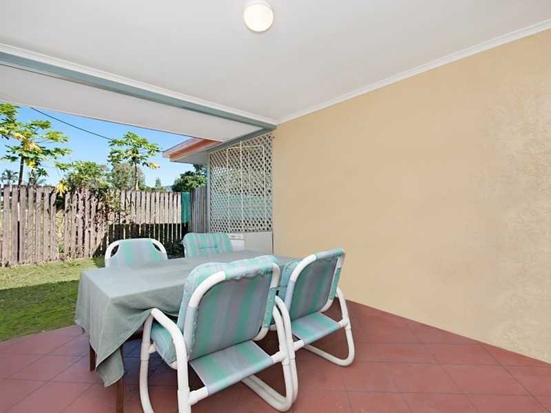 3/2-5 Marella Close, Manoora QLD 4870