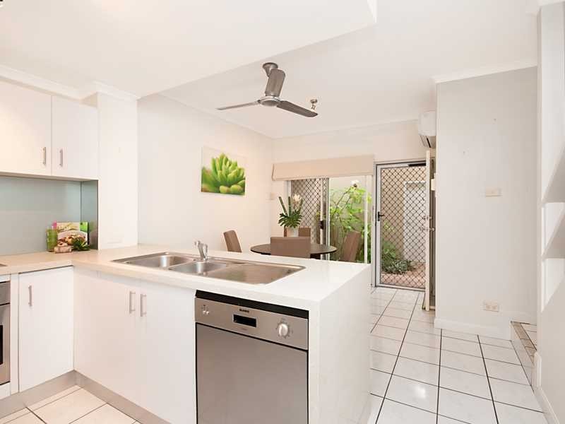 4/193 Mayers Street, Manoora QLD 4870