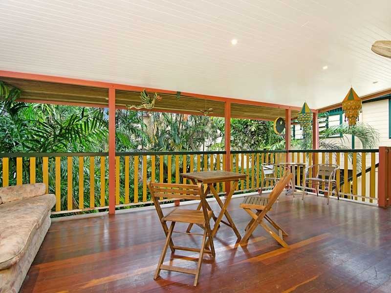 5 Beryl Street, Cairns North QLD 4870