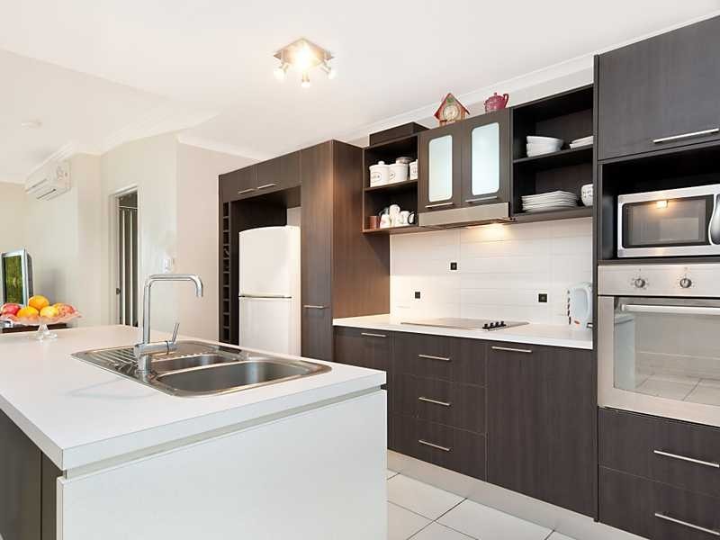 4/182 Spence Street, Cairns QLD 4870