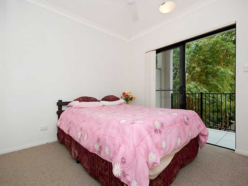 4/182 Spence Street, Cairns QLD 4870