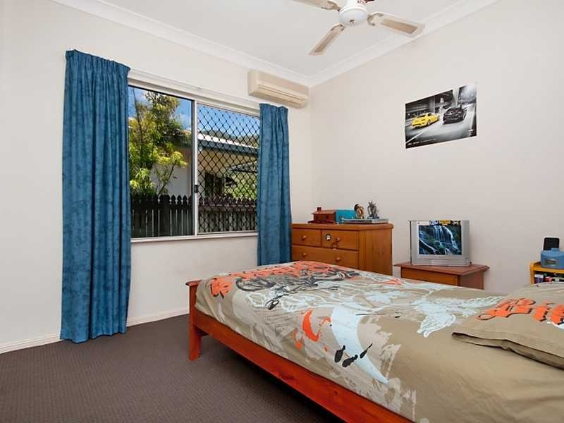 9 Everglade Rise, Brinsmead QLD 4870