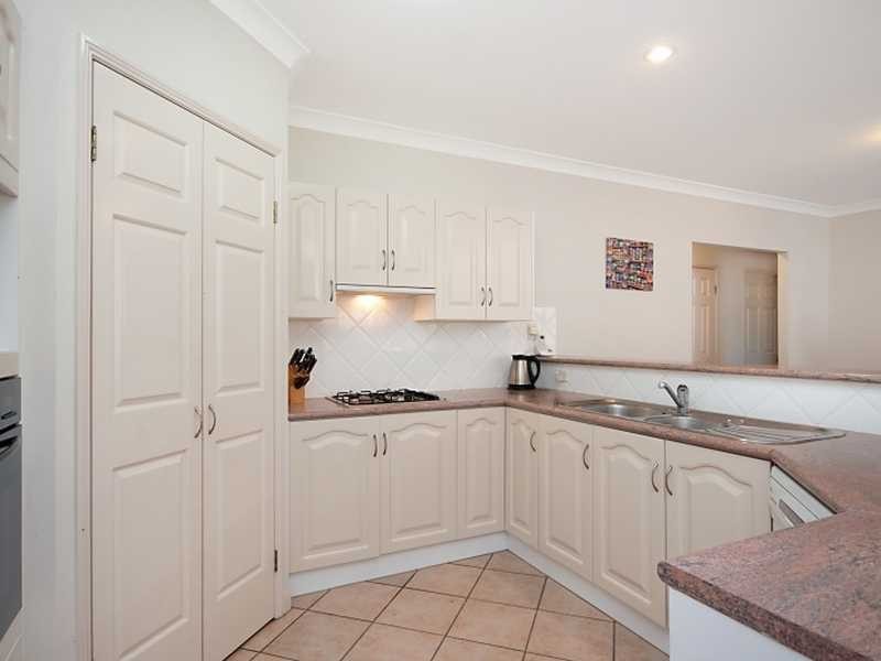 9 Everglade Rise, Brinsmead QLD 4870