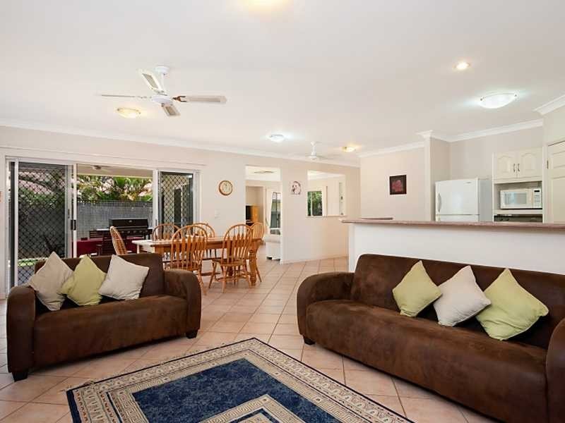 9 Everglade Rise, Brinsmead QLD 4870