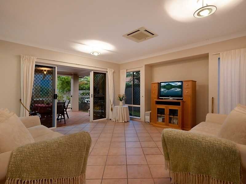 9 Everglade Rise, Brinsmead QLD 4870