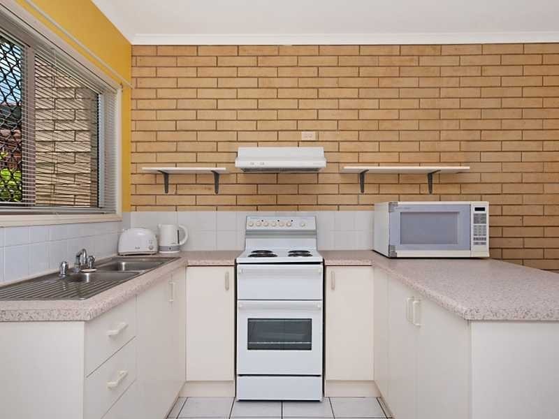 9/5 Grantala Street, Manoora QLD 4870