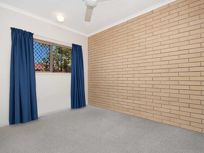 9/5 Grantala Street, Manoora QLD 4870