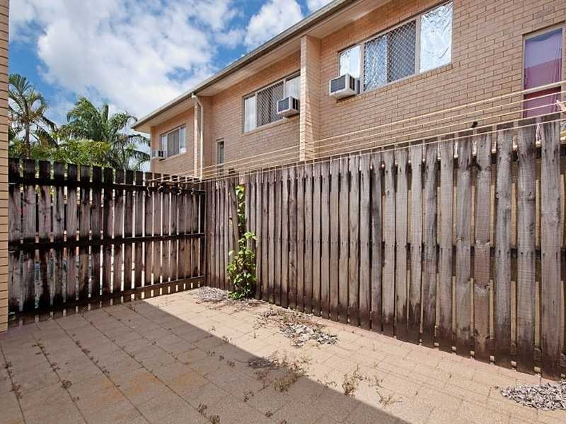 9/5 Grantala Street, Manoora QLD 4870