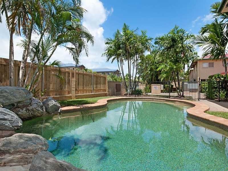 9/5 Grantala Street, Manoora QLD 4870