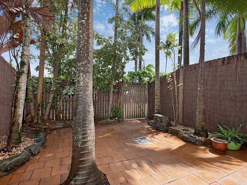 2/179 Kamerunga Road, Freshwater QLD 4870